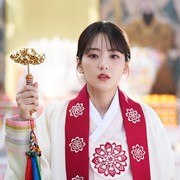 Segera Comeback, Intip 5 Potret Aktris Cantik Cho Yi Hyun di Drakor Baru Head Over Heels