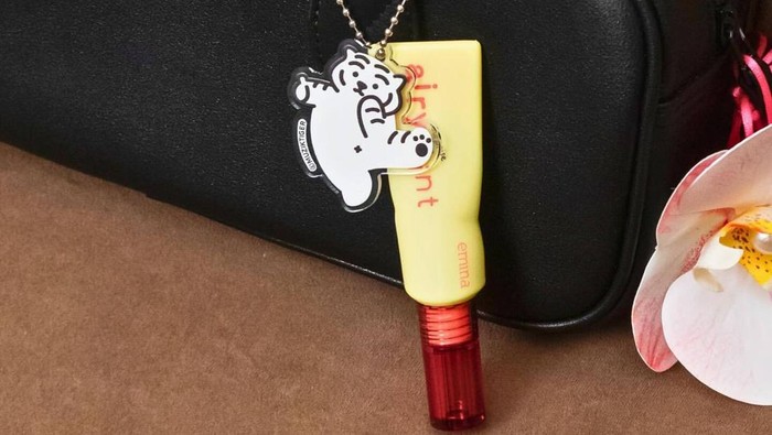 img-title BeauPicks: Rekomendasi 6 Beauty Product yang Bisa Kamu Jadikan sebagai Bag Charm