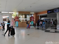 Pemudik dan Wisatawan Padati Bandara Ngurah Rai H-1 Idul Adha