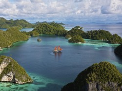 Travel vs Tambang: Siapa Penguasa Raja Ampat?