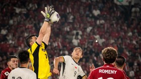 2 Debutan Bawa Indonesia Gebuk China 1-0