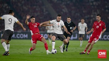 Berita Olahraga Terkini CNN Sport : Malam Takbir, Tiga Poin, Full Senyum Timnas Indonesia