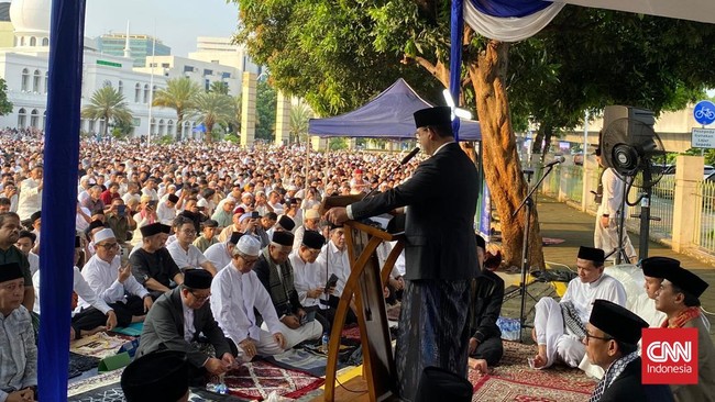 Anies Baswedan mengatakan dinasti besar dalam sejarah runtuh bukan karena musuh melainkan imbas tidak mengatasi ketimpangan internal.