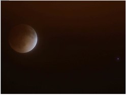 Bulan dan Bintang Spica Sejajar di Hari Idul Adha