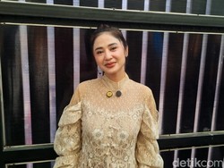 Rezeki Tahun Ini Moncer, Dewi Perssik Kurban 17 Sapi