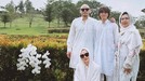 Lebaran Iduladha&comma; BCL & Tiko Aryawardhana ziarah ke makam Ashraf Sinclair