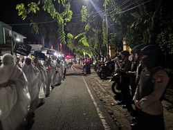 Serbaputih, Pawai Takbiran Idul Adha di Kuansing Riau Dijaga Tim Raga
