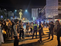 Momen Tim Raga Polres Inhil Riau Tetap Turun di Malam Takbiran Idul Adha