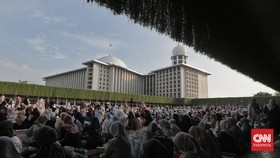 FOTO: 100 Ribu Jemaah Lebih Salat Iduladha di Masjid Istiqlal