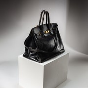 Pecahkan Rekor! Tas Hermes Birkin Asli Milik Jane Birkin Terjual Rp163 Miliar, Siapa yang Beli?