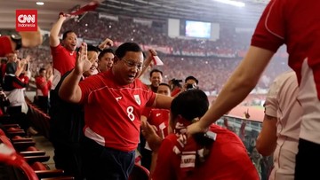 Kabar Sport CNN Terbaru : VIDEO: Asyiknya Prabowo Joget Rayakan Gol Ole Romeny