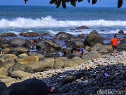 Kisah Tawa dan Tritip di Sunyinya Pantai Kamboja Sukabumi
