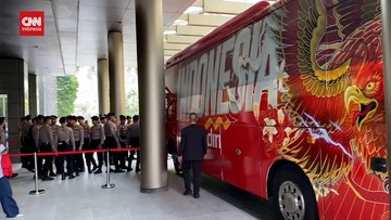 Berita Panas dari Dunia Sport CNN : VIDEO: Timnas Indonesia Bertolak ke Jepang, Pakai Jam dari Prabowo
