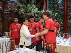 Pertemuan Prabowo dengan Skuad Timnas Indonesia Disorot Pelatih Jepang