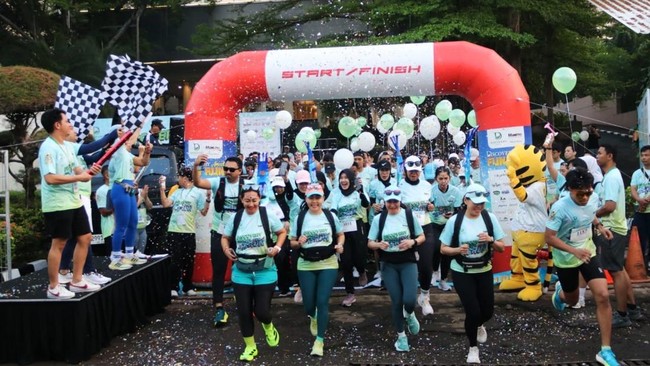 Discovery Ancol sukses menggelar Discovery Ancol Fun Run, sebuah ajang olahraga santai yang dikemas penuh semangat dan hiburan di kawasan wisata pantai Ancol.