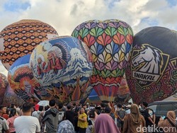 39 Balon Udara Meriahkan Festival di Tulungagung