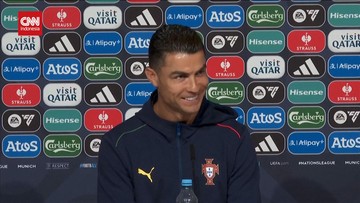 Berita Olahraga Terkini CNN Sport : VIDEO: Ronaldo Buka Peluang Satu Klub Dengan Messi