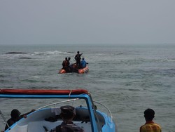 Bocah 10 Tahun Terseret Arus di Pantai Anyer