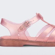 BeauPicks: 6 Rekomendasi Jelly Shoes Ala 90-an yang Kembali Jadi Tren!