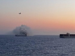 Berminggu-minggu Terbakar, Kapal Laut yang Angkut 3.000 Mobil Berakhir Tenggelam