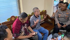 Eks Ketua DPRD Jatim Bantah Hilang-Linglung: Di Madura Saya Makan Sate