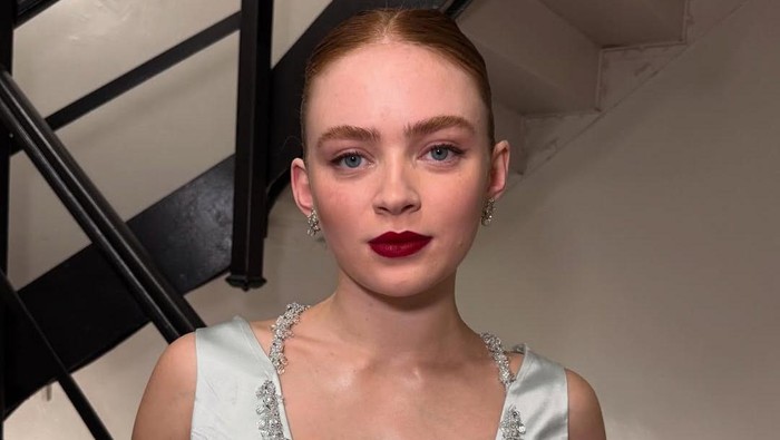 5 Busana Terbaik Selebritas di Red Carpet Tony Awards 2025