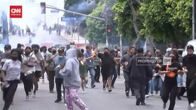 VIDEO: Unjuk Rasa Imigran AS, Kota Los Angeles Dilanda Kerusuhan