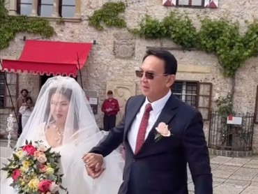 Didampingi Ahok, 7 Potret Pernikahan Fifi Lety Tjahaja Purnama