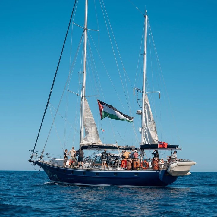 <p>Kapal Madleen diketahui berlayar pada 1 Juni 2025. Namun, pada 9 Juni dini hari waktu setempat, koalisi Freedom Flotilla mengatakan bahwa kapal ini 'diserang di perairan internasional' ketika melewati wilayah Palestina yang dikuasai oleh Israel. (Foto: Instagram @gretathunberg)</p>