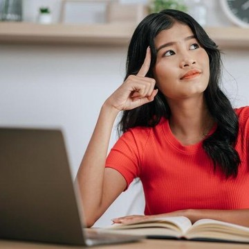 5 Zodiak yang Berpikir Logis saat Panik, Siapa Saja?