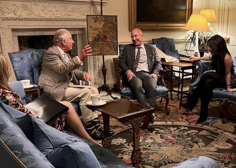 Jeff Bezos dan Lauren Jeff Bezos dan Lauren