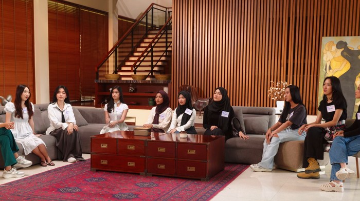 img-title Keseruan 10 Finalis di Episode Perdana Reality Show