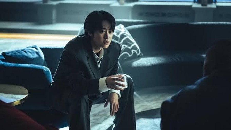 Cuplikan adegan dalam serial Mercy for None.