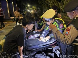 Patroli Balap Liar, Polres Pasuruan Kota Sita 8 Motor Tidak Standar