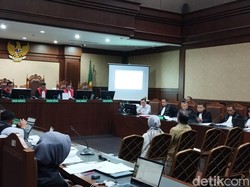 Saksi Ungkap Stok Gula di Era Tom Lembong Masih Cukup: Tak Perlu Impor