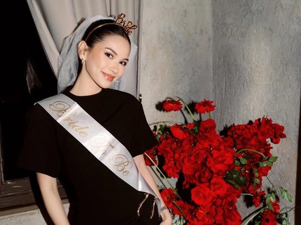 Keseruan Bridal Shower Alyssa Daguise Jelang Dinikahi Al Ghazali