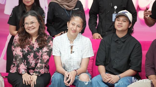 Sitha Marino Ingin Segera Dinikahi Bastian Steel, Mandek di Biaya
