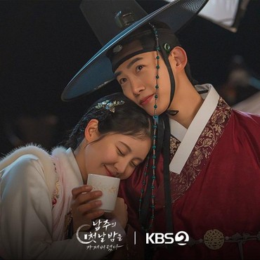 Ini Perbedaan The First Night With The Duke Versi Drakor dan Webtoon