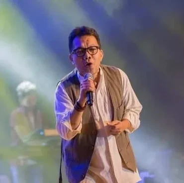 Video Keenan Nasution Nyanyikan Lagu 'Nuansa Bening' Jadi Sorotan