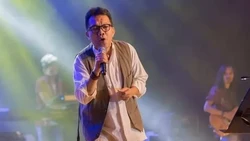 img-title Video Keenan Nasution Nyanyikan Lagu 'Nuansa Bening' Jadi Sorotan