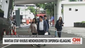 VIDEO: Mantan Staf Khusus Mendikbudristek Diperiksa Kejagung