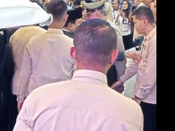 Detik-detik Prabowo Tegur hingga Paspampres yang Tepis Tangan Jenderal