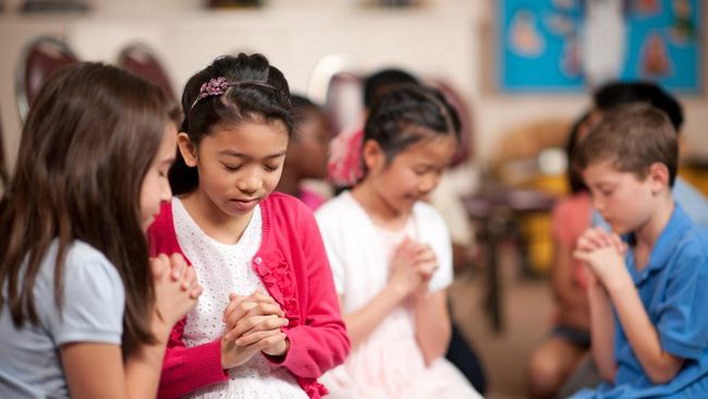 10 Renungan Anak Sekolah Minggu tentang Kebaikan dan Tema Menarik Lainnya