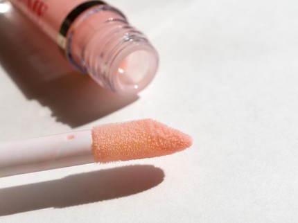 7 Liquid Blush yang Bagus dan Tahan Lama, Bikin Pipi Merona