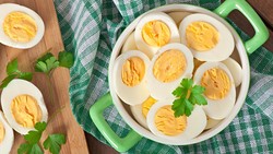 12 Makanan Kaya Kolagen yang Bisa Bikin Wajah Glowing