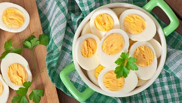 12 Makanan Kaya Kolagen yang Bisa Bikin Wajah Glowing