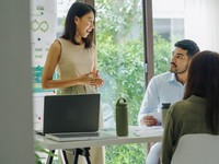 Strategi Kolaborasi Kreatif!! Cara Bisnis Melaju Cepat di Era Ekosistem Digital