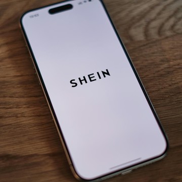 img-title Terciduk 'Greenwashing', Fast Fashion Shein Didenda 1 Juta Euro di Italia