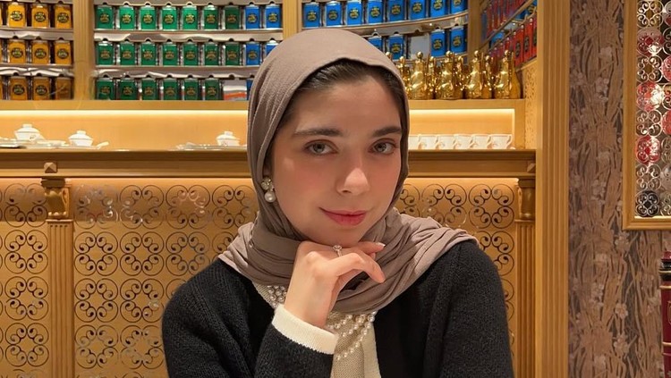 Isabel Azhari