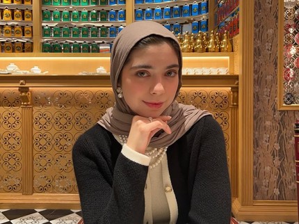 5 Potret Isabel Putri Ayu Azhari yang Lolos 3 Universitas Ternama di Inggris